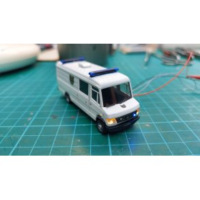 Modelbiler med lys/blink funktion MMX serie 200