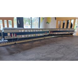Montage af ESU lys i passagervogn (dobbeltdkker)