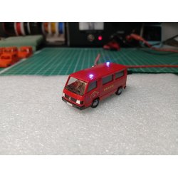 Falck mandskabsvogn MB 100 D minibus